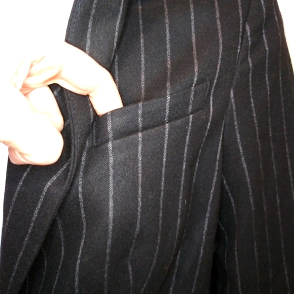 Banana Republic Aria Black Flannel Pin Stripe Blazer - Picture 4 of 14